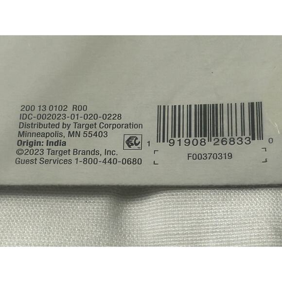 Threshold Rectangular Solid Tablecloth - Neutral W60” x L120” - Seats 10 to 12 - Picture 4 of 6